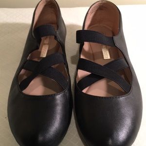 Audrey Brooke - Black Flats - Germaine